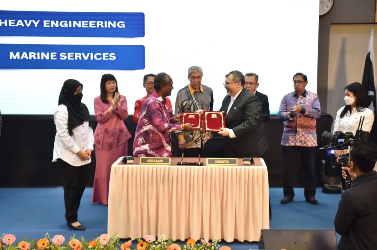 MHB Inks MoC with Malaysia’s Government to Uplift Education Transformation Agenda